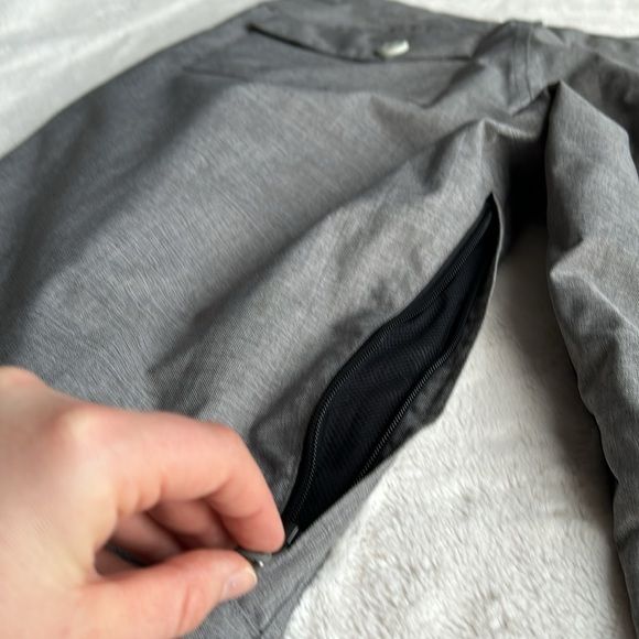 Women’s Gray Orage Insulated Ski/Snow Pants, Size Large - Picture 3 of 9